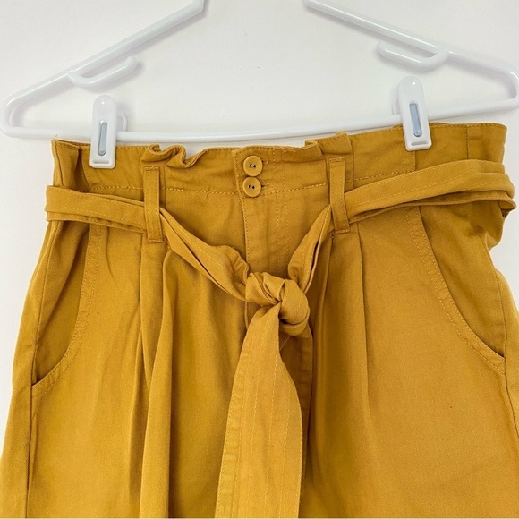 Every Paperbag Shorts Mustard Yellow Women’s Sz 4 Front Tie Cotton High Rise - Picture 4 of 10